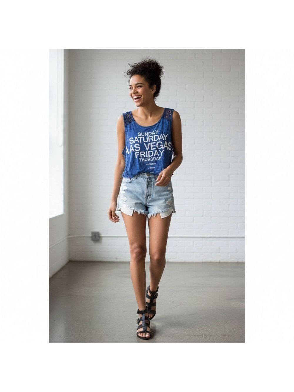 Cleo Blue & White Graphic Crochet Crop Top Size L